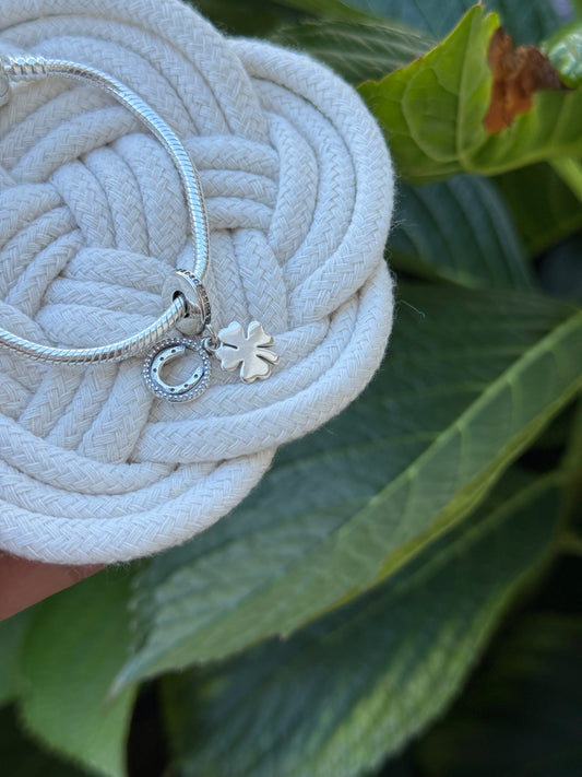 Charm suerte herradura Pandora