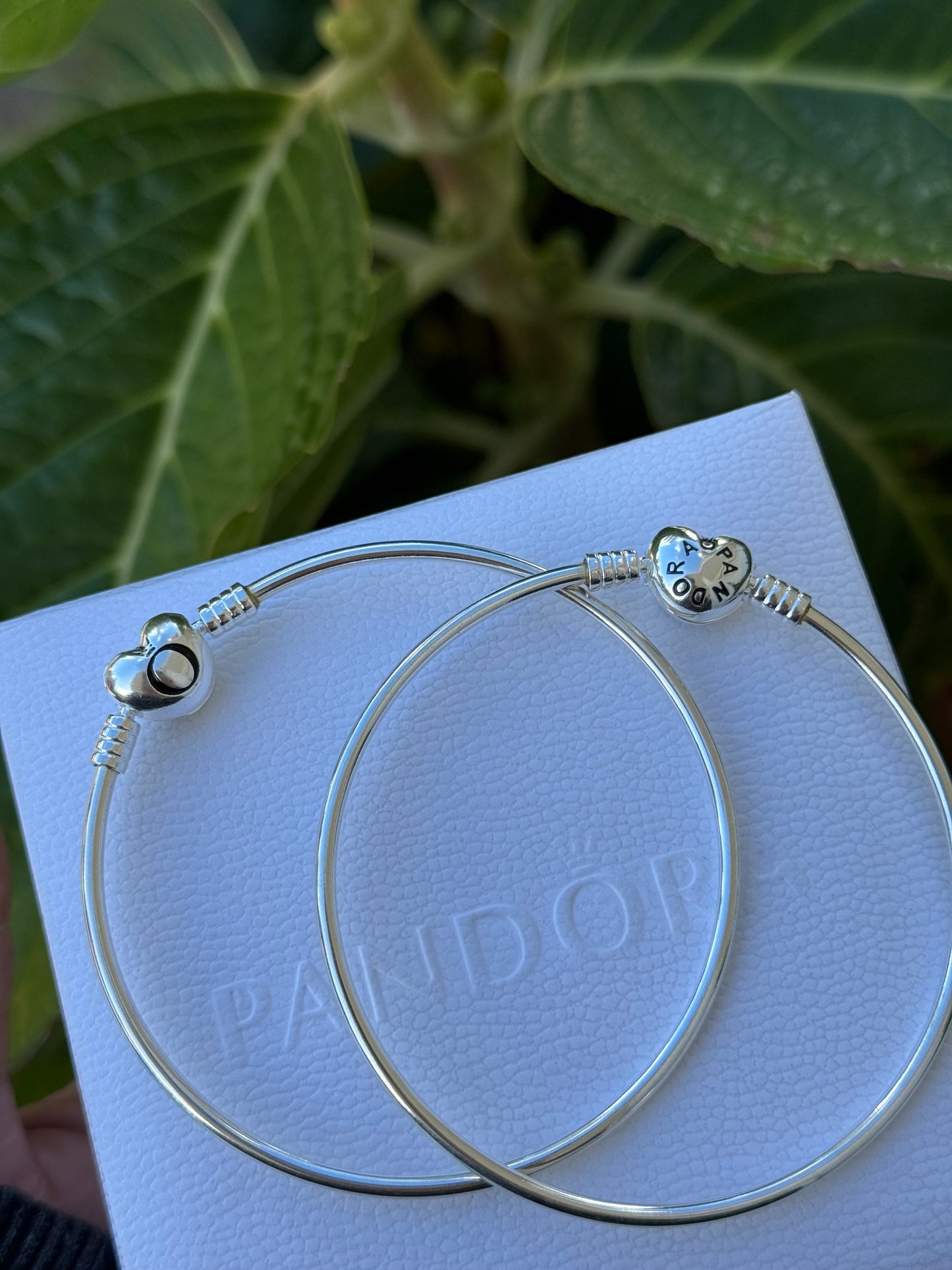Pulsera rígida corazón